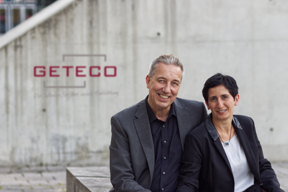 Auf dem Foto zu sehen ist die Geschäftsführung von GETECO: Concetta Prinz-Guardabasso und Theo Prinz